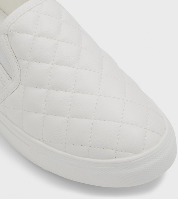 Call it Spring Call It Spring - White Casual Slip-ons