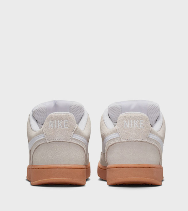 Nike  Sneakers - Beige Low Top