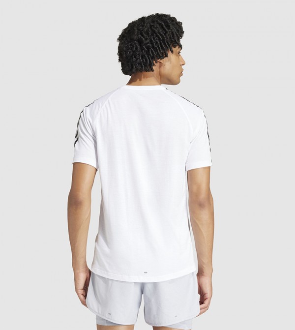 اديداس  ملابس رياضة - أبيض T-Shirts & Vests