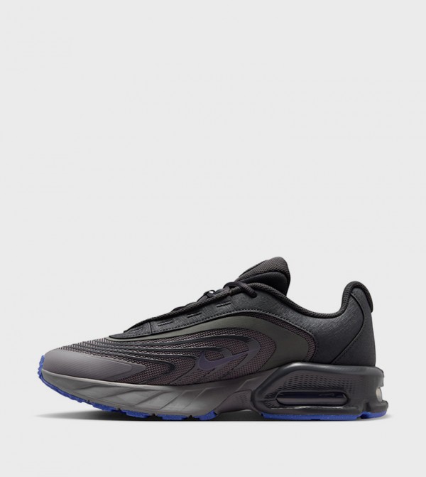 Nike Nike - Black Low Top