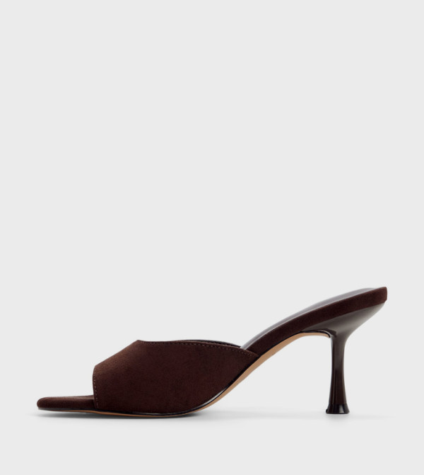 كول ات سبرنج كول ات سبرنج - بني  كعب