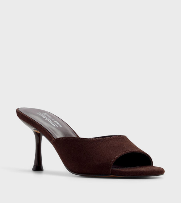 كول ات سبرنج كول ات سبرنج - بني  كعب