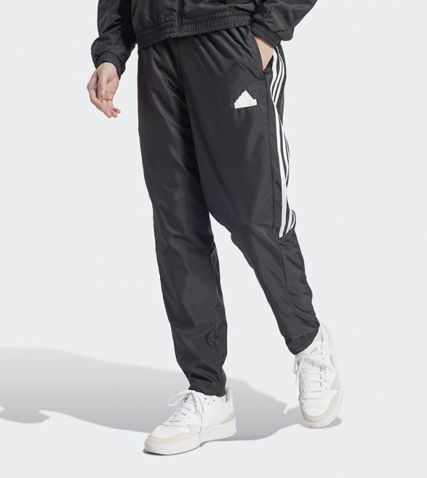 اديداس  - أسود Track Pants & Joggers