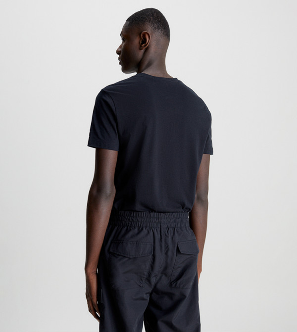 Calvin Klein Jeans Calvin Klein - Black Round Neck T-Shirts