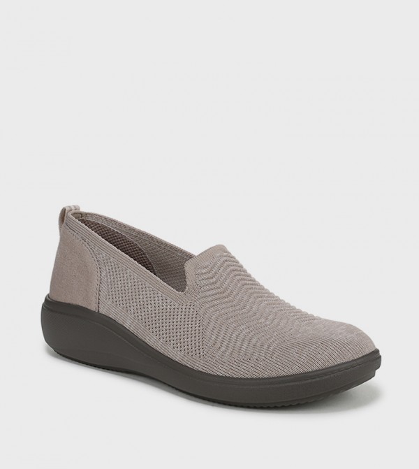 Bzees Bzees - Sand Casual Slip-ons