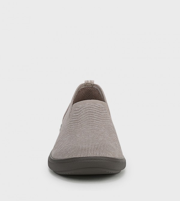 Bzees Bzees - Sand Casual Slip-ons