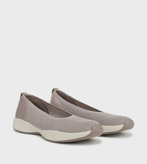 Life Stride Life Stride - Tan Casual Slip-ons