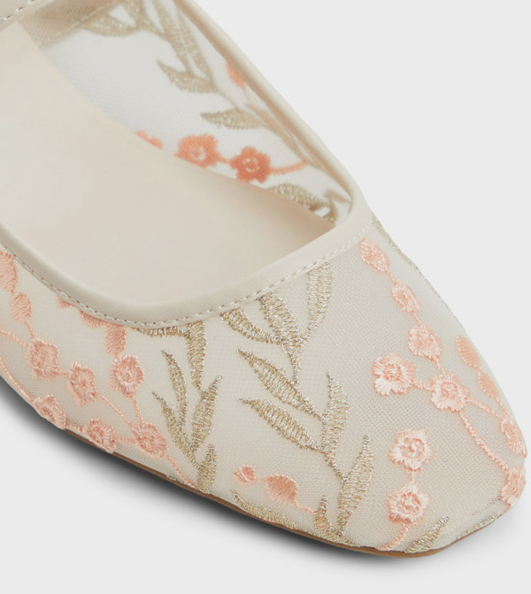 كول ات سبرنج كول ات سبرنج - بيج Mary Janes