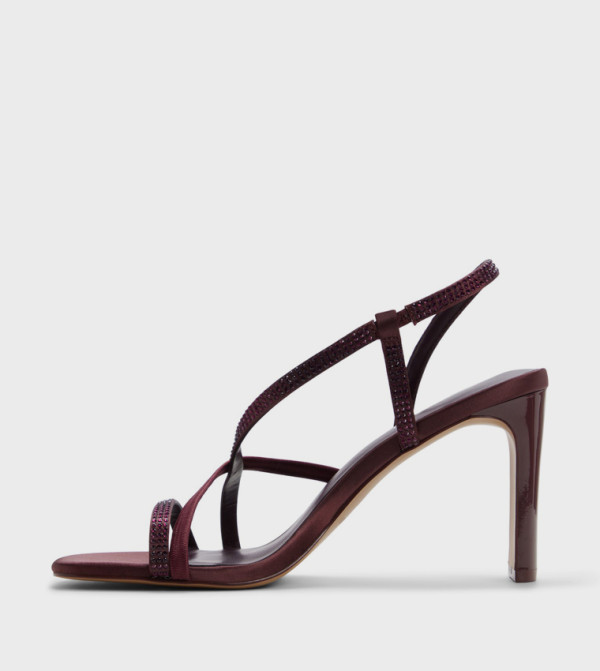 كول ات سبرنج كول ات سبرنج - بني  كعب