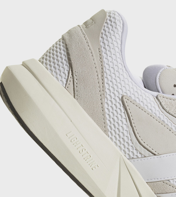 Adidas  Sneakers - White Low Top