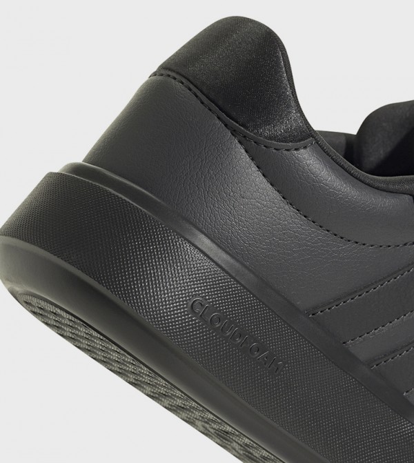 اديداس اديداس - أسود أحذية برقبة منخفضة 