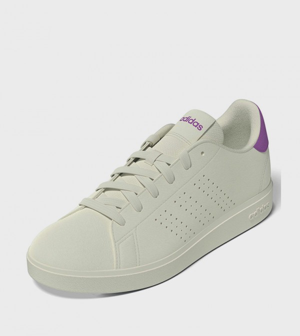 Adidas  Sneakers - Off White Low Top