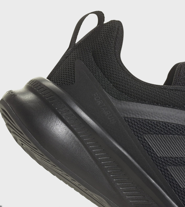Adidas  RUNNING & TRAINING - Black Low Top