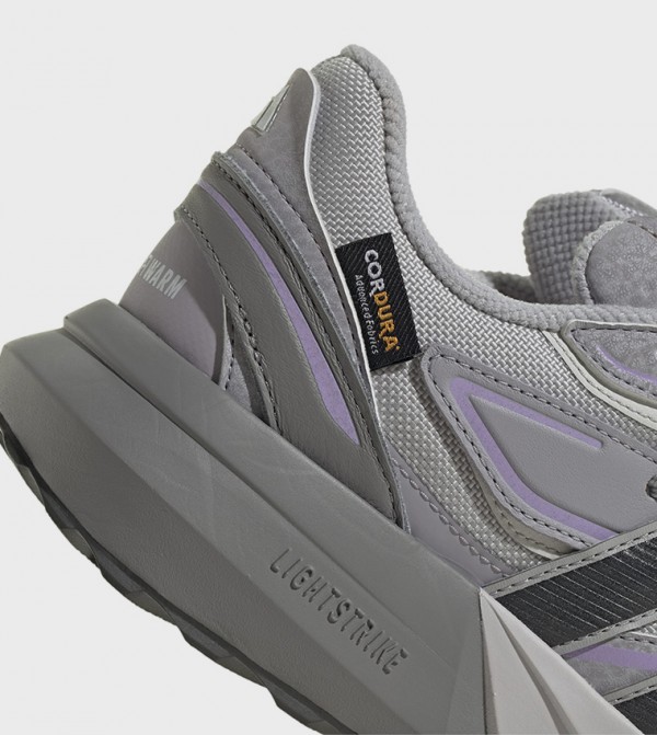Adidas  - Grey Low Top