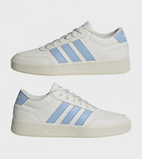 اديداس اديداس - أبيض أحذية برقبة منخفضة 