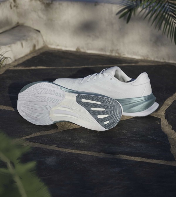 اديداس اديداس - أبيض أحذية الجري