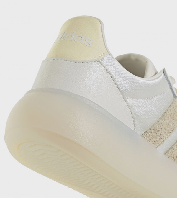 Adidas Adidas - Off White Low Top