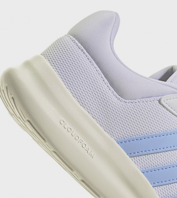 اديداس  أحذية سنيكرز - أبيض أحذية برقبة منخفضة 