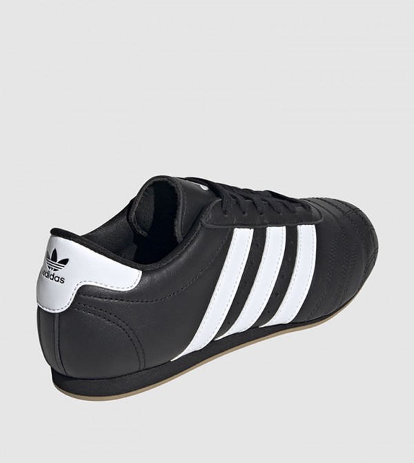 اديداس  أحذية سنيكرز - أسود أحذية برقبة منخفضة 