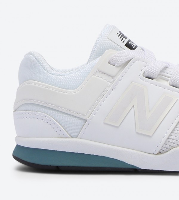 نيو بالانس نيو بالانس - أبيض أحذية برقبة منخفضة