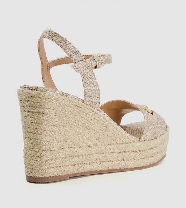 Dune London  16a29aa6-a29d-4b6d-8333-8615a4895b09 - Gold Wedge Sandals
