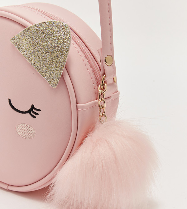 اٍل سي واي كيكي اٍل سي واي كيكي - وردي كروس 