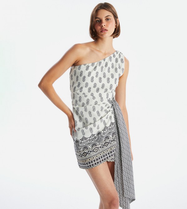 LC Waikiki LC Waikiki - Beige Casual Dresses