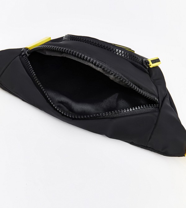 اٍل سي واي كيكي  حقائب اليد - أسود حقائب الحزام