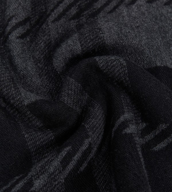 اٍل سي واي كيكي  أوشحة - رمادي غامق  Knitted Scarves