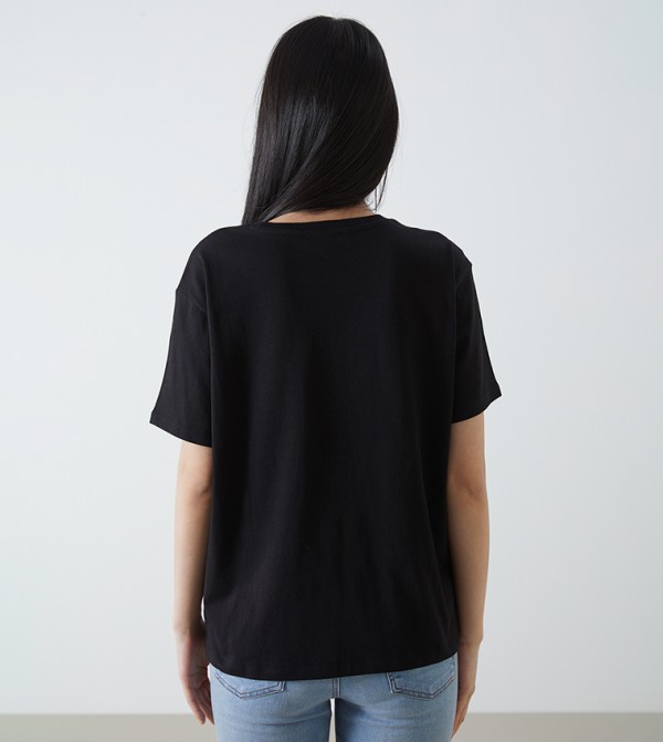 اٍل سي واي كيكي اٍل سي واي كيكي - أسود تيشيرتات كاجوال