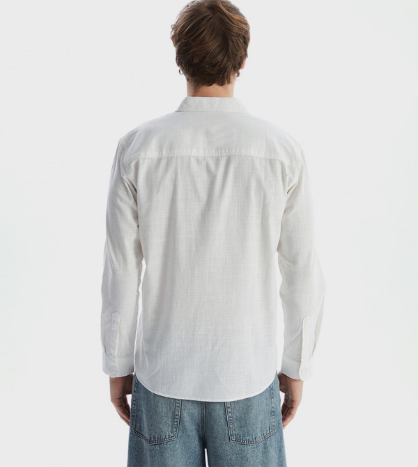 LC Waikiki LC Waikiki - White Casual Shirts