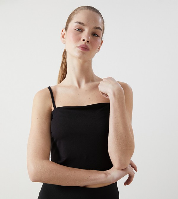 LC Waikiki LC Waikiki - Black Cropped Tops