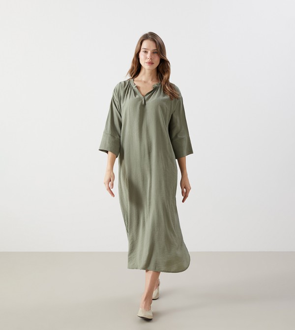 LC Waikiki LC Waikiki - Olive Casual Dresses