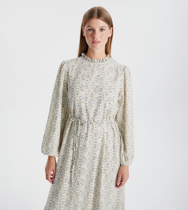 LC Waikiki LC Waikiki - Off White Casual Dresses
