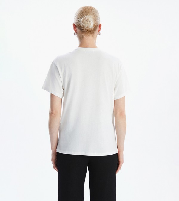 اٍل سي واي كيكي  تيشيرتات - أوف وايت  تيشيرتات كاجوال