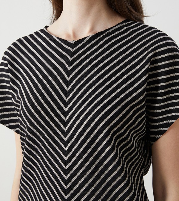 LC Waikiki LC Waikiki - Black Casual Tops