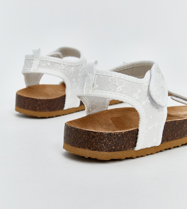 LC Waikiki LC Waikiki - White Casual Sandals