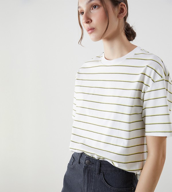 اٍل سي واي كيكي اٍل سي واي كيكي - أبيض Short Sleeve T-Shirts