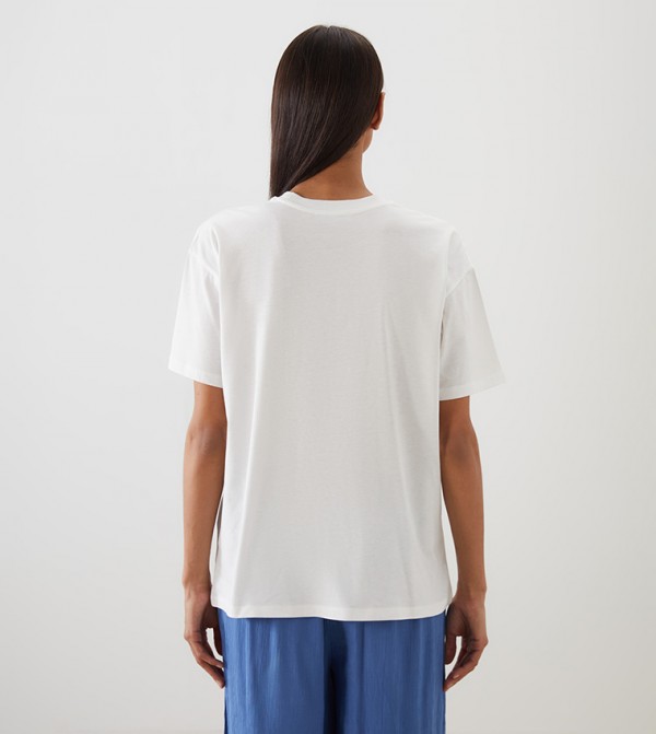 LC Waikiki LC Waikiki - White Casual T-Shirts