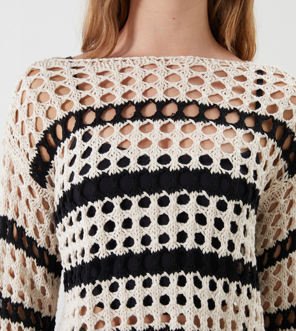 LC Waikiki  Sweaters & Cardigans - Ecru Round Neck Sweaters