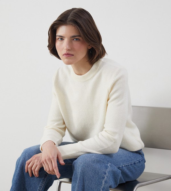 LC Waikiki LC Waikiki - Ecru Round Neck Sweaters