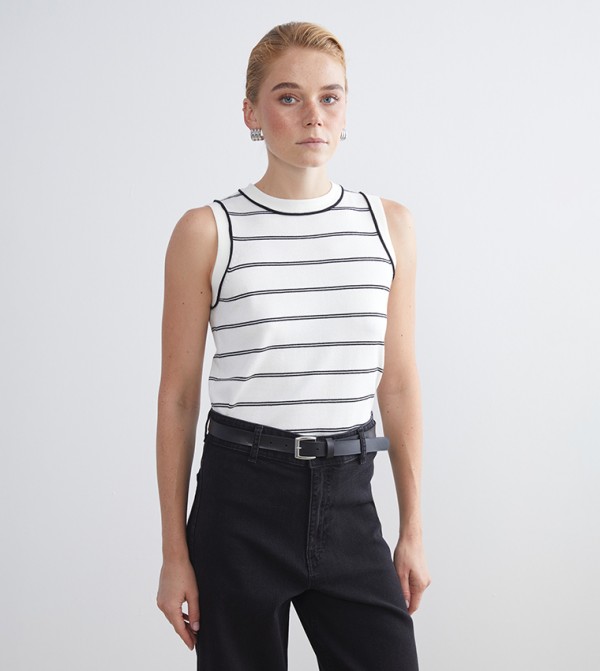 اٍل سي واي كيكي اٍل سي واي كيكي - أسود Sleeveless Tops