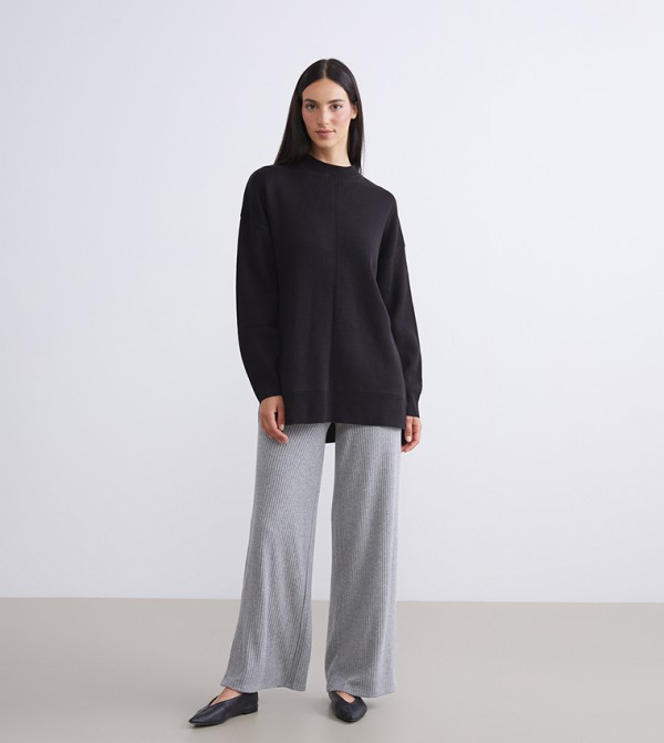 LC Waikiki  Clothing - Black Round Neck Sweaters