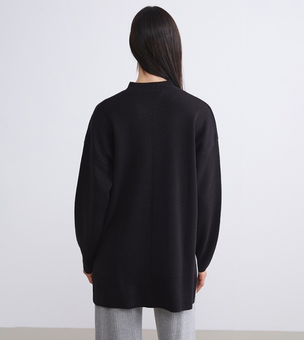 LC Waikiki  Clothing - Black Round Neck Sweaters