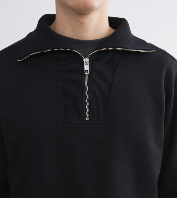 LC Waikiki LC Waikiki - Black Sweatshirts