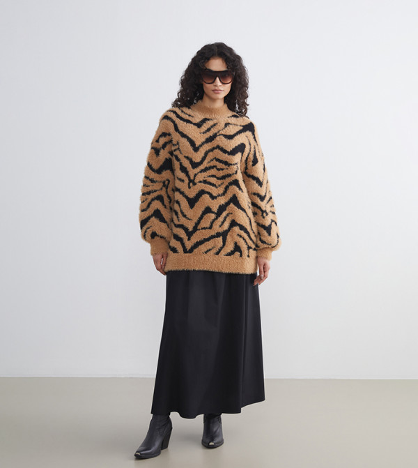 اٍل سي واي كيكي  سترات - بني  Round Neck Sweaters