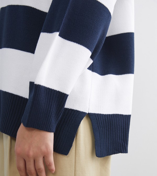 اٍل سي واي كيكي ملابس - كحلي Round Neck Sweaters