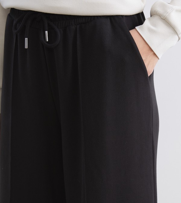 LC Waikiki  Sportswear - Black Track Pants & Joggers