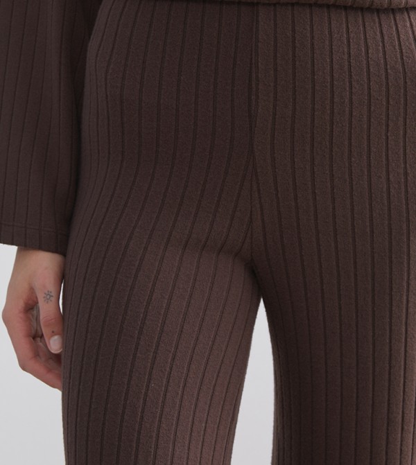 اٍل سي واي كيكي  بناطيل وليقنز - بني  بنطال كاجوال