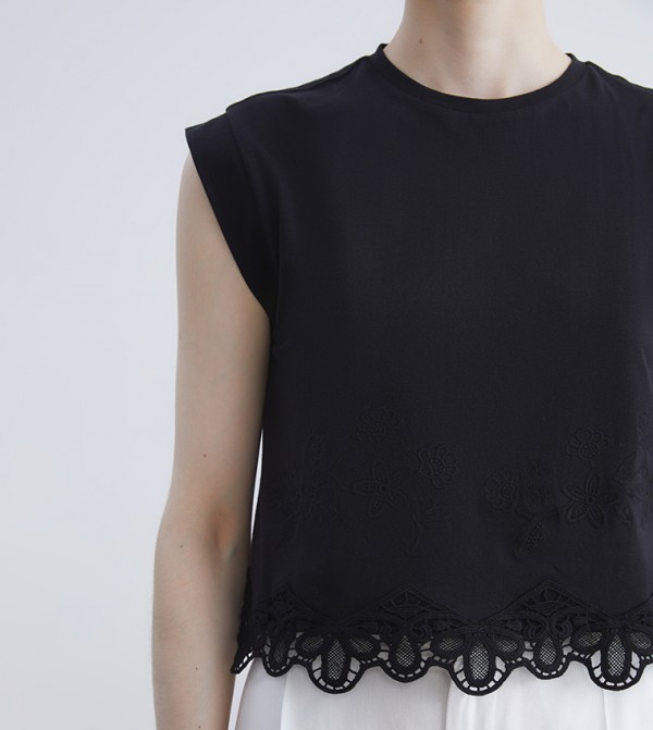 LC Waikiki LC Waikiki - Black Cropped Tops